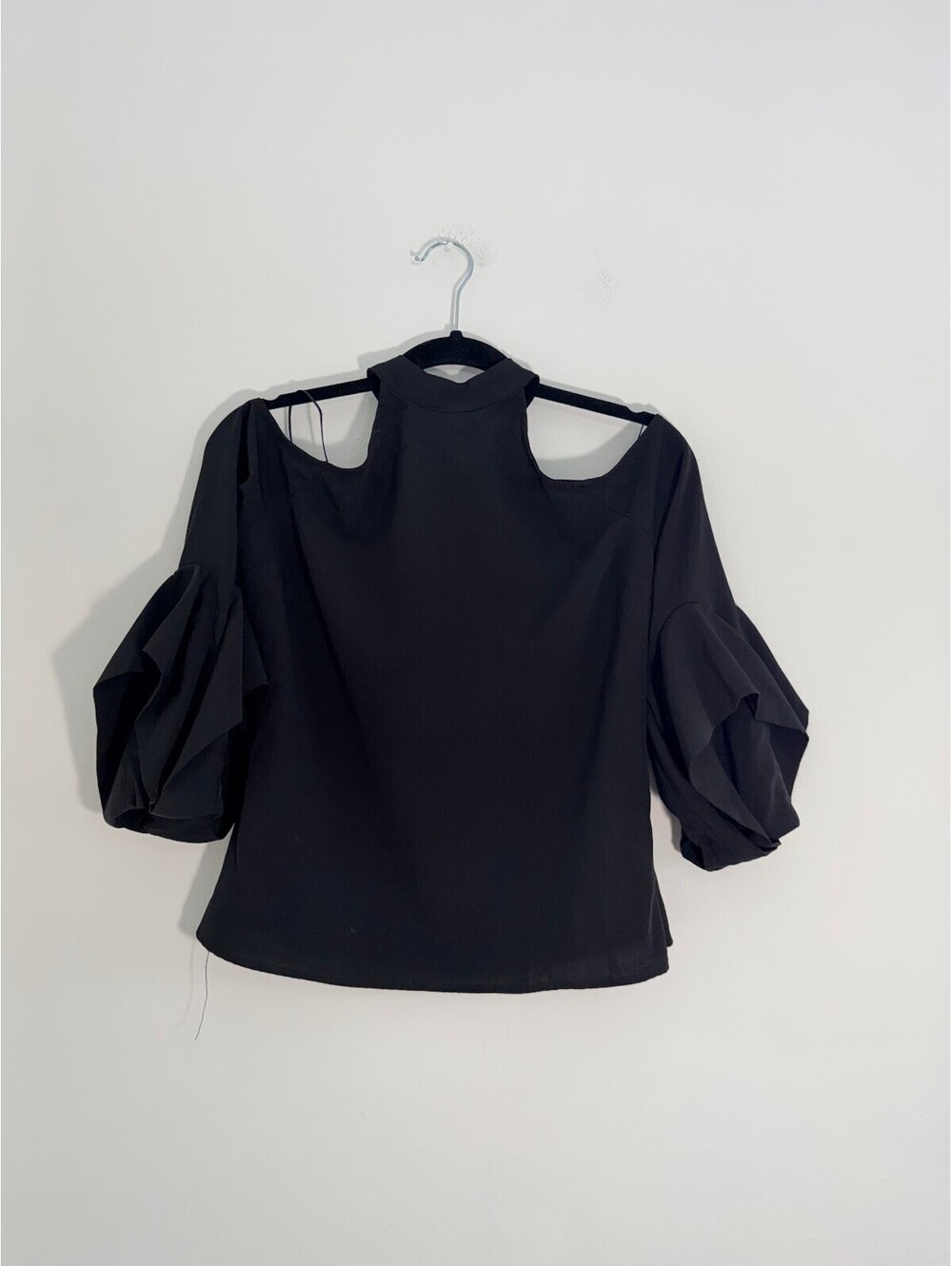 Lulumari Cold Shoulder Blouse Black Ruffle Balloon Sleeve Mock Neck Top Size M